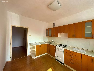 Pronájem bytu 2+1 68 m² Benešovo nábřeží, Zlín