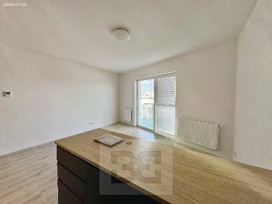 Olomouc, Wolkerova, 37