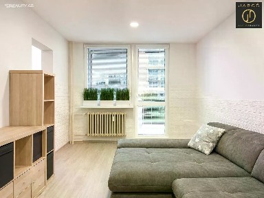 Pronájem bytu 2+1 60 m² Tádžická, Praha - Vršovice