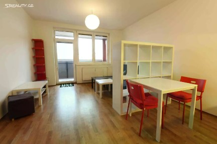 Pronájem bytu 1+kk 31 m² Podkovářská, Praha - Vysočany