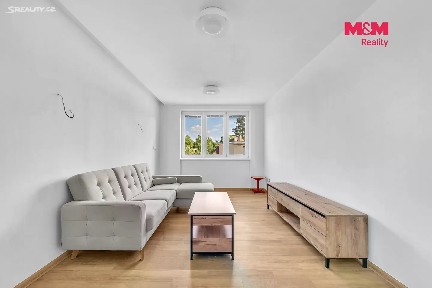 Pronájem bytu 2+kk 56 m² 9. května, Moravany