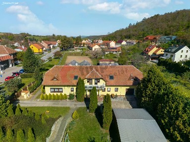 Prodej činžovního domu 347 m²