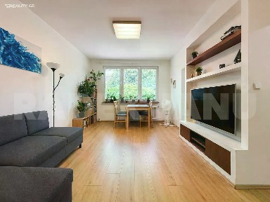 Pronájem bytu 3+1 64 m² Pražského povstání, Tábor