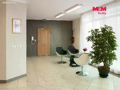 Pronájem obchodního prostoru 146 m² Nerudova, Svitavy - Město