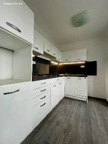 Pronájem bytu 1+1 38 m²