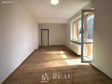 Prodej bytu 2+1 53 m² 1. máje, Most