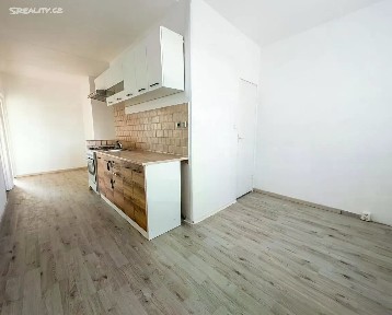 Prodej bytu 3+1 65 m² Vodní, Lovosice