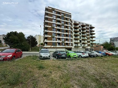 Prodej bytu 2+kk 35 m² Arnošta Valenty, Praha - Černý Most
