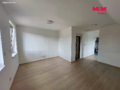 Pronájem bytu 3+1 74 m² Nový Bor - Janov