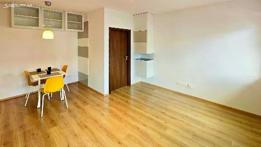 Pronájem bytu 2+kk 51 m² Generála Selnera, Kladno - Kročehlavy