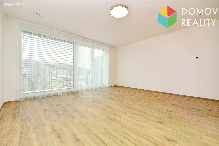 Pronájem bytu 1+kk 48 m² Nepilova, Beroun - Beroun-Město