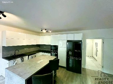 Pronájem bytu 2+kk 71 m² Vrchlického, Praha - Košíře