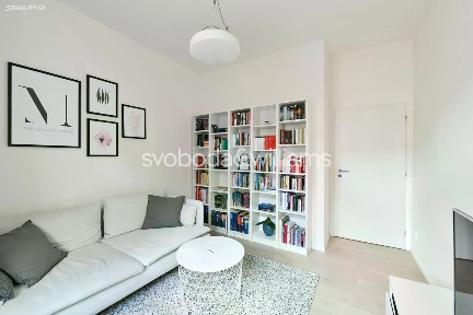 Pronájem bytu 2+kk 50 m² Lucemburská, Praha - Vinohrady