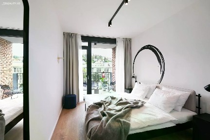 Pronájem bytu 2+kk 55 m² U Lihovaru, Praha - Smíchov