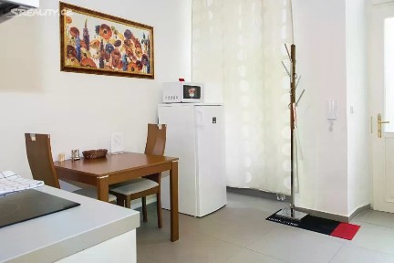 Pronájem bytu 1+1 35 m² Truhlářská, Praha