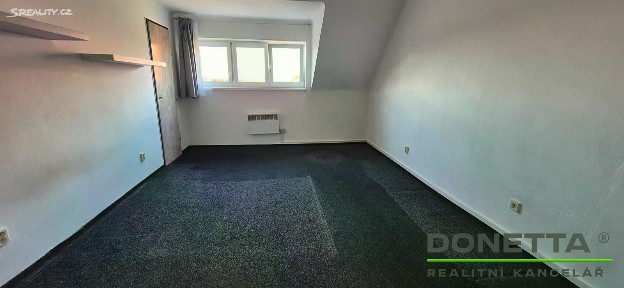 Pronájem bytu 2+kk 45 m² Na lepším, Praha - Nusle