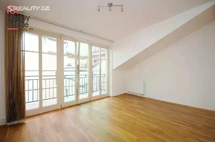 Pronájem bytu 3+kk 128 m² Belgická, Praha - Vinohrady