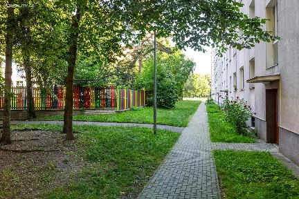 Pronájem bytu 3+1 70 m² Nad alejí, Praha - Břevnov