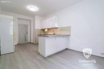 Pronájem bytu 3+kk 72 m² Havanská, Praha - Bubeneč