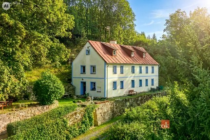Prodej rodinného domu 228 m², pozemek 1488 m² Libá