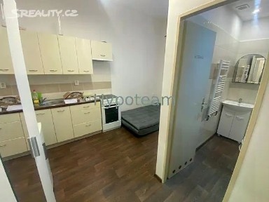 Pronájem bytu 1+kk 18 m² Bozděchova, Ústí nad Labem - Klíše