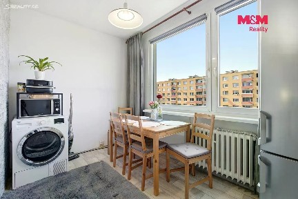 Pronájem bytu 2+1 60 m² Sídliště Za Chlumem, Bílina - Teplické Předměstí