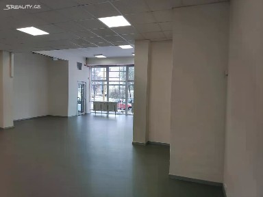 Pronájem obchodního prostoru 124 m²