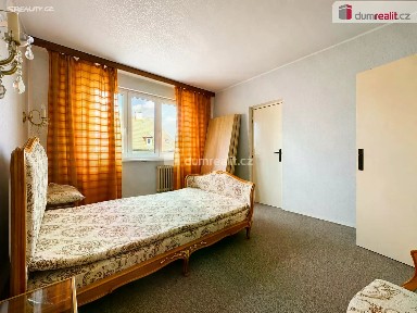 Prodej bytu 2+1 55 m² Sládkova, Karlovy Vary