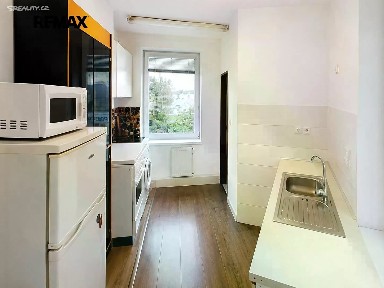 Pronájem bytu 1+kk 65 m² Zlín
