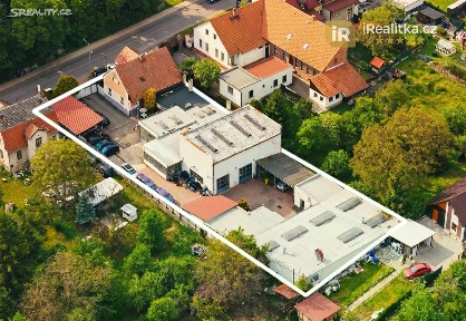 Prodej výrobní haly, prostoru 917 m² Smetanova, Holice