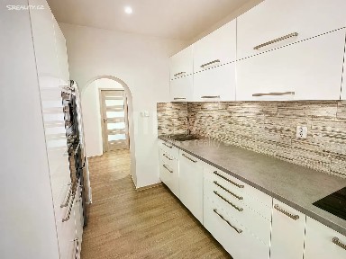 Pronájem bytu 3+1 72 m² Sokolovská, Praha - Vysočany