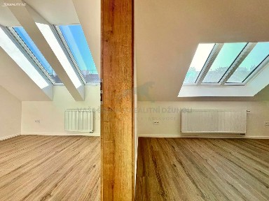 Pronájem bytu 2+kk 44 m² Zelenky-Hajského, Praha - Žižkov