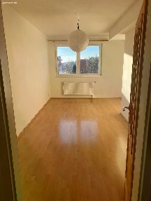 Pronájem bytu 4+1 132 m² Šimůnkova, Praha - Kobylisy