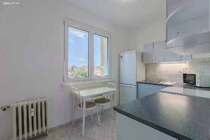Pronájem bytu 2+1 53 m² Křenova, Praha - Veleslavín