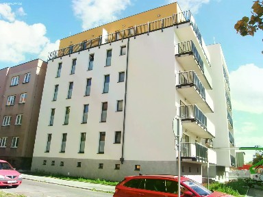 Pronájem bytu 1+kk 32 m² Zahradní, Plzeň - Východní Předměstí