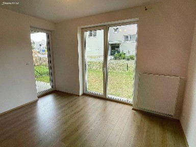 Pronájem bytu 2+kk 55 m² K Zelené louce, Plzeň - Valcha