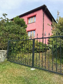 Prodej rodinného domu 250 m², pozemek 1245 m² Spálov