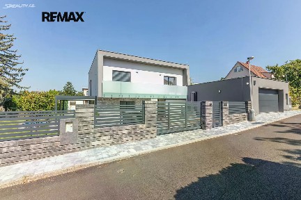 Prodej rodinného domu 244 m², pozemek 810 m² Nechybova, Praha - Zbraslav
