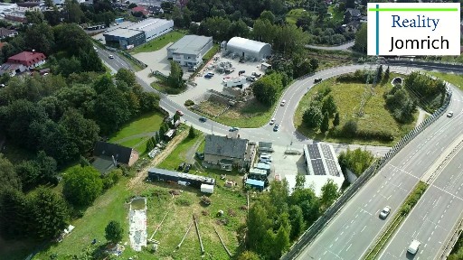 Prodej rodinného domu 180 m², pozemek 1954 m²