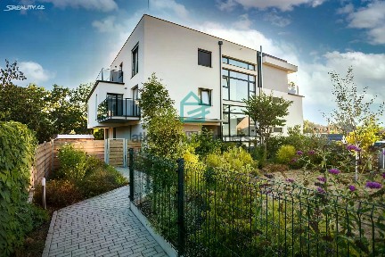 Prodej bytu 1+kk 34 m² Munická, Hluboká nad Vltavou