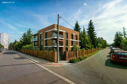 Prodej vily 630 m², pozemek 1103 m² Fučíkova, Hradec Králové - Nový Hradec Králové
