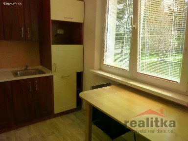 Pronájem bytu 2+1 55 m² Purkyňova, Opava - Předměstí