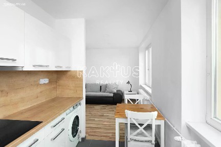 Pronájem bytu 2+kk 52 m² Hlavní třída, Ostrava - Poruba