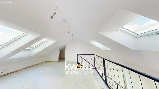 Prodej bytu 4+kk 165 m² Pobřežní, Praha - Karlín