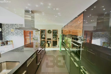 Prodej bytu 4+kk 163 m² Lumiérů, Praha - Hlubočepy