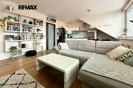 Prodej bytu 3+kk 69 m² Průběžná, Praha - Strašnice