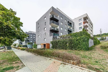 Prodej bytu 1+kk 32 m² Strnadových, Praha - Vysočany