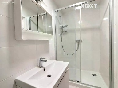 Prodej bytu 1+kk 25 m² Děčínská, Praha - Střížkov