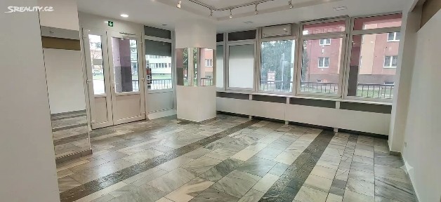 Pronájem obchodního prostoru 125 m²