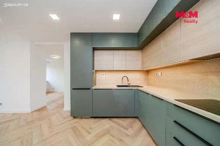 Prodej bytu 4+kk 80 m² Otakara Jeremiáše, Ostrava - Poruba